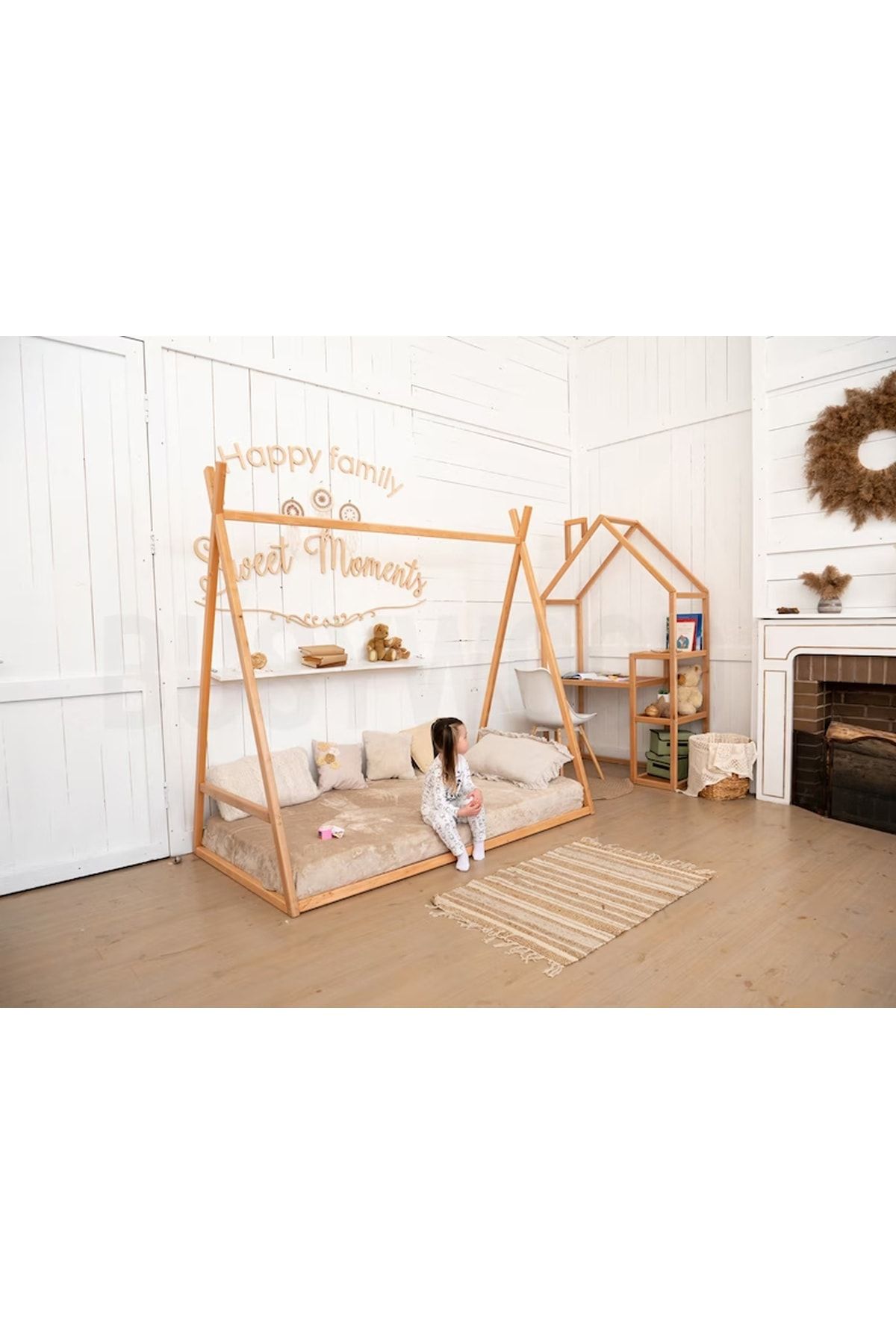 çapraz çatılı model Montessori Karyola - Ahşap Çocuk Karyolası - tree-115