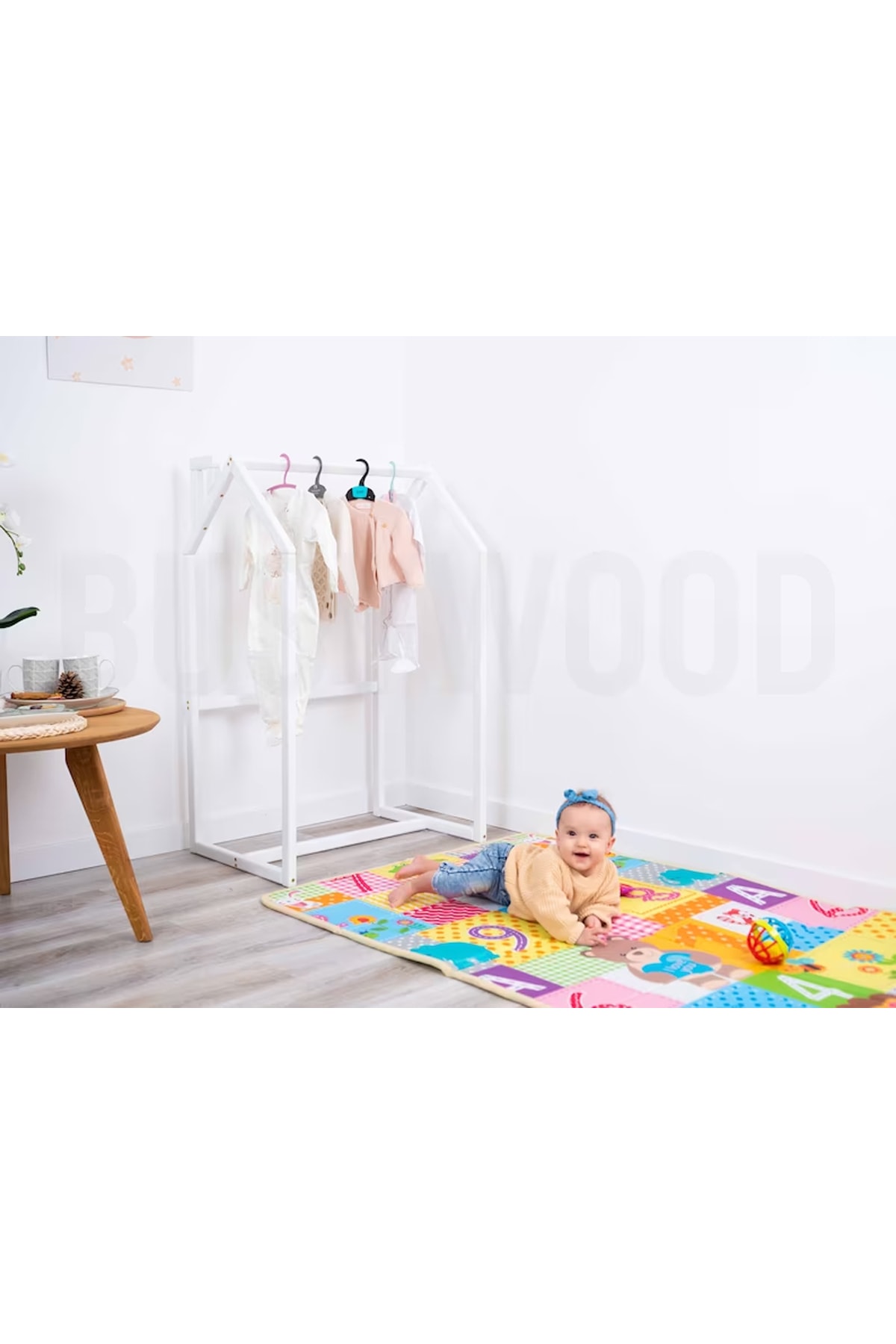 Montessori Ahşap Çocuk Odası Tekerlekli Askılık - Montessori Askılık - Montessori Mobilya