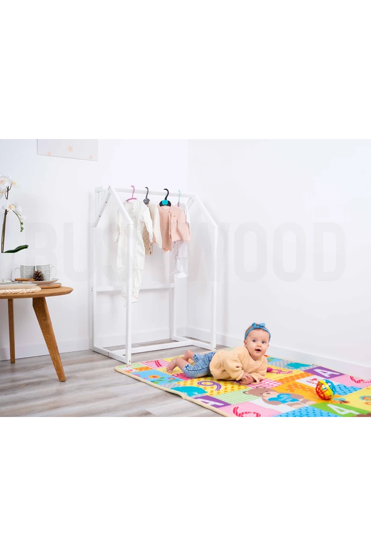 Montessori Ahşap Çocuk Odası Tekerlekli Askılık - Montessori Askılık - Montessori Mobilya